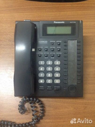 Системный телефон Panasonic KX-T7730 черный