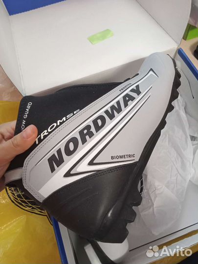 Лыжные ботинки мужские