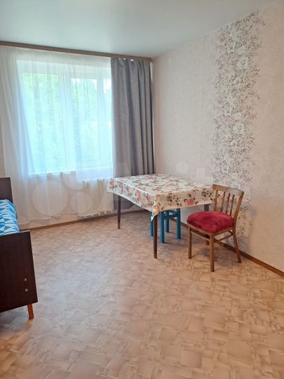 2-к. квартира, 37 м², 3/6 эт.