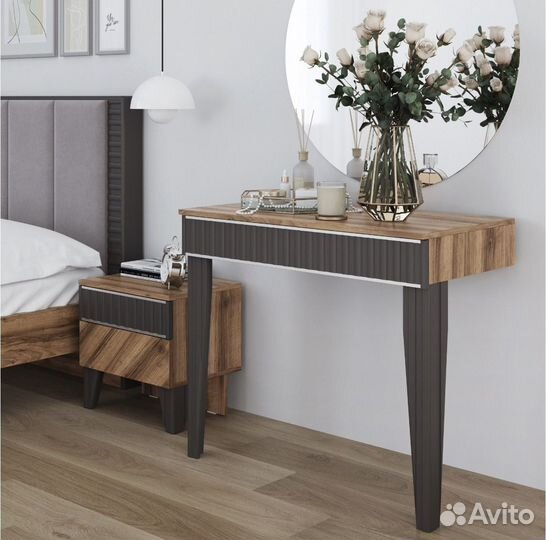 Стол туалетный Лофт