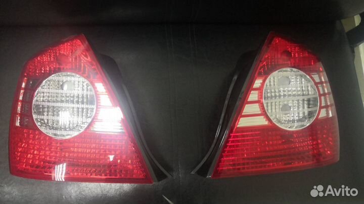 Фонарь Левый на hyundai elantra XD 04-07