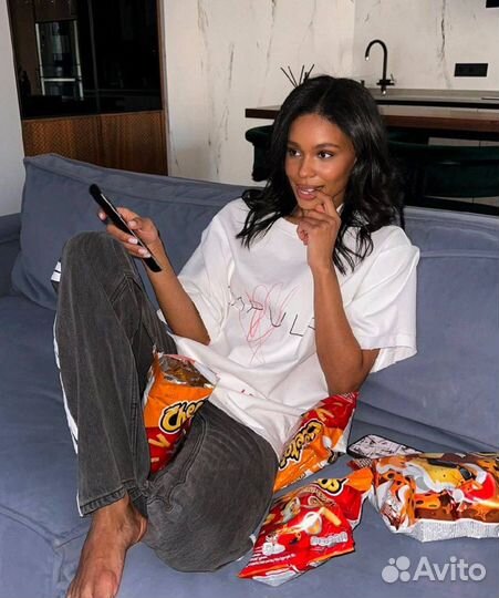 Футболка женская