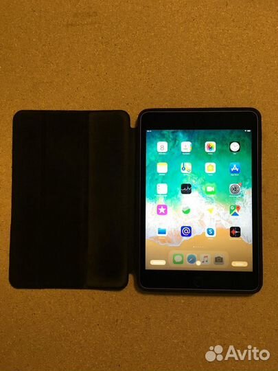 Планшет Apple iPad mini 4 Wi-Fi 128GB Space Gray