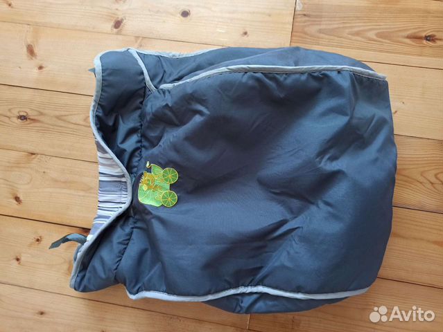 Новая накидка на ножки для коляски,санок