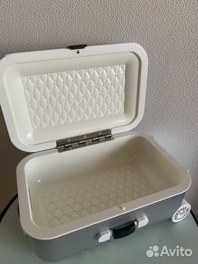 Чемодан декоративный