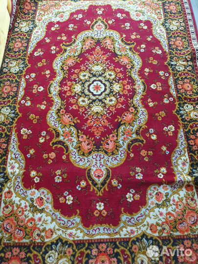 Ковер шерстяной