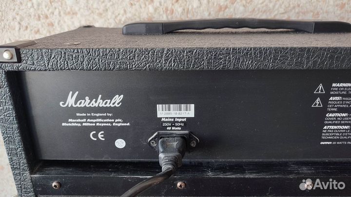 Гитарный комбоусилитель Marshall AVT20 (Valvestate