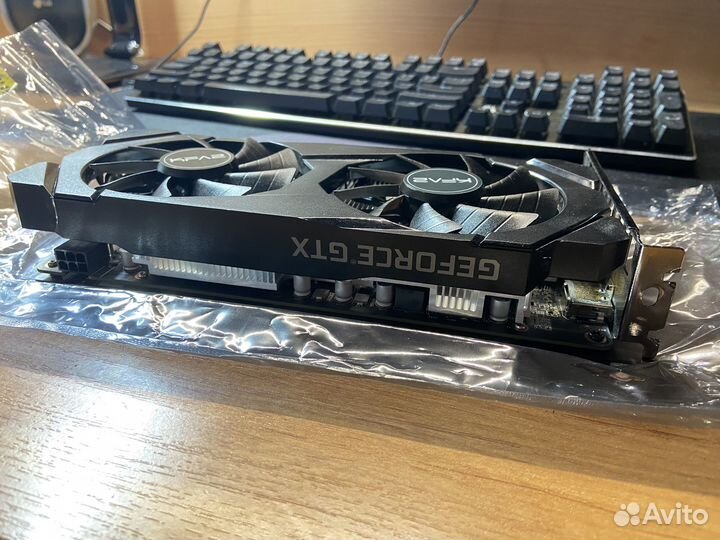 Видеокарта GTX 1660 KFA2