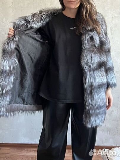 Шуба чернобурка 44 р