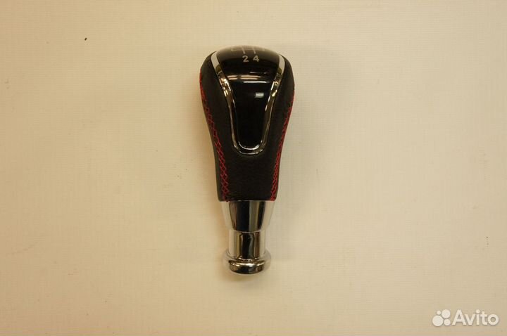 Ручка кпп Приора 1 верх красная строчка