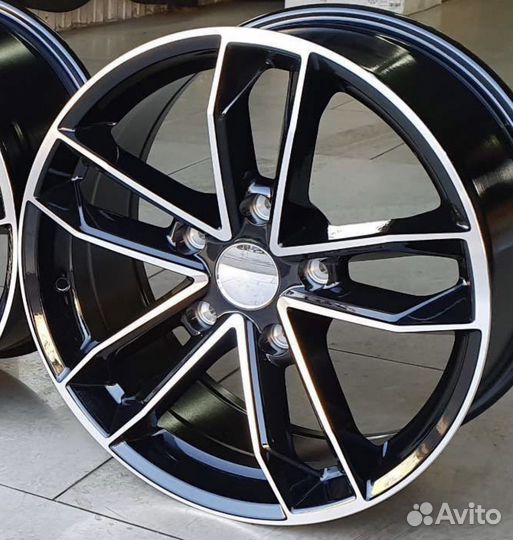 Диски литые R17 5*139.7 Нива стиль Audi