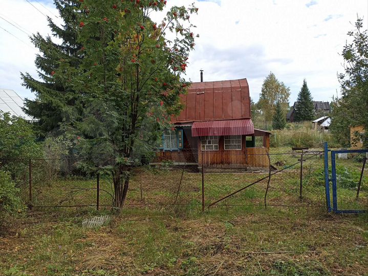 Дача 40 м² на участке 6 сот.