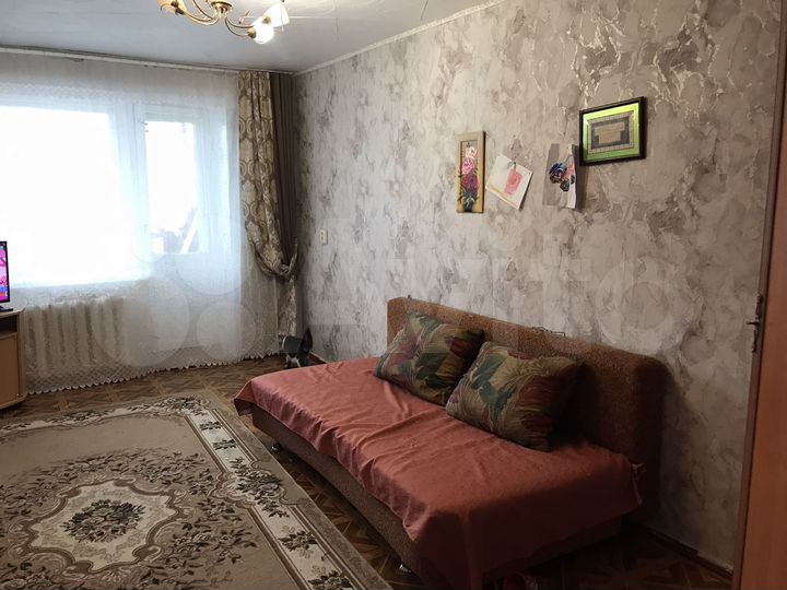 4-к. квартира, 72 м², 1/3 эт.