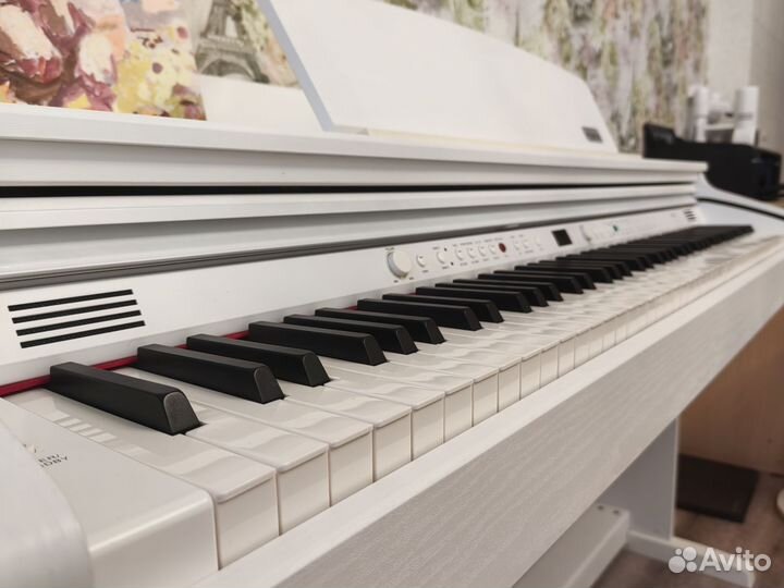 Цифровое пианино