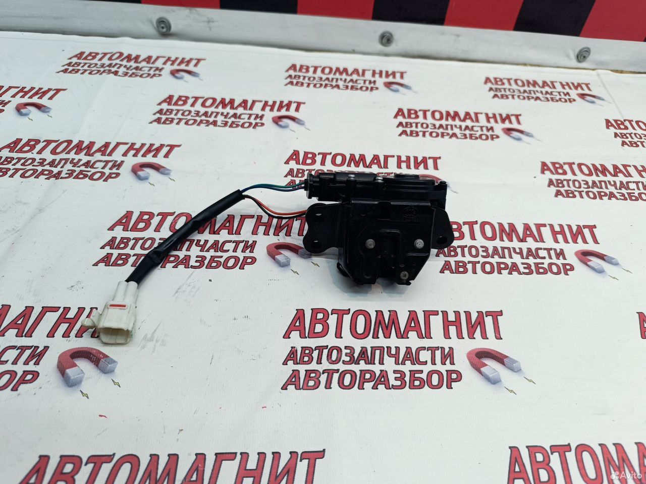 Замок крышки багажника Geely Atlas 16-22г