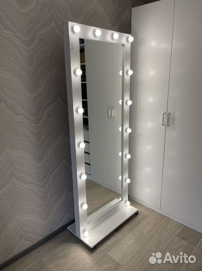 Гримерные зеркала на заказ