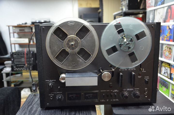 Магнитофон катушечный Akai GX 4000D 220в