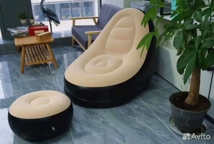 Надувной кресло с пуфиком для дома и туризма