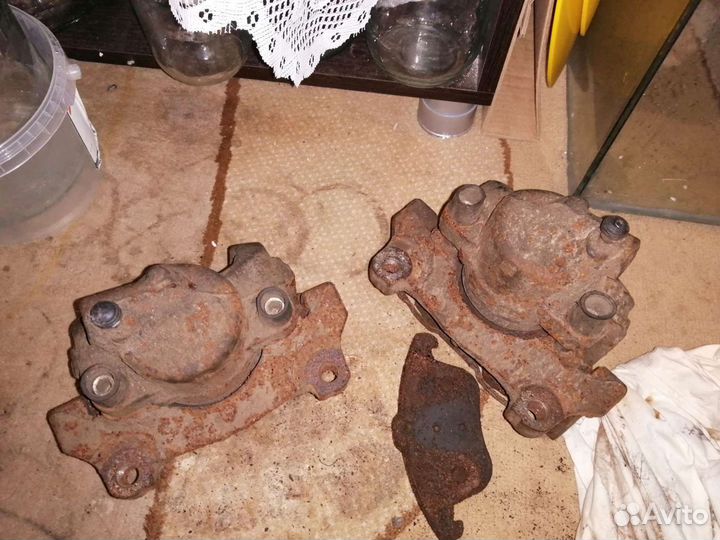 Тормозные диски передние и передние суппорта