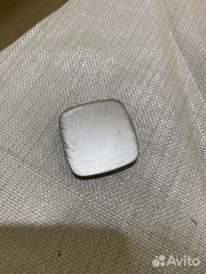 Заглушка буксировочного крюка toyota camry vx30