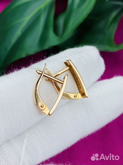 Золотые серьги пометки гладкое объемное 585