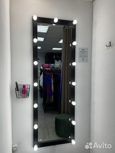 Зеркало с подсветкой