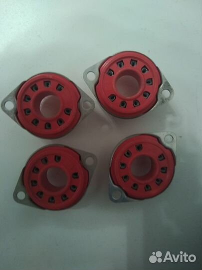 Панельки для радиоламп 7868