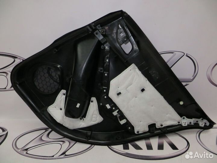 Обшивка двери задняя левая Mazda 3 BM