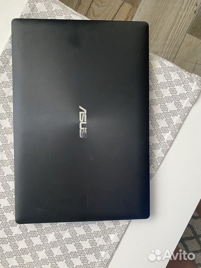 Ноутбук asus