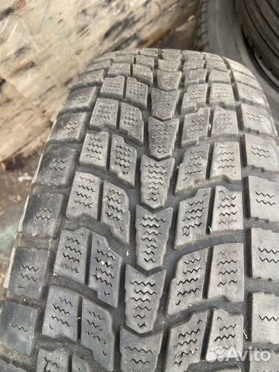 Dunlop Grandtrek AT1 225/65 R16