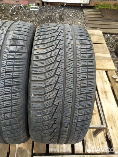 Hankook Winter I'Cept Evo2 W320A SUV 275/40 R20 105T