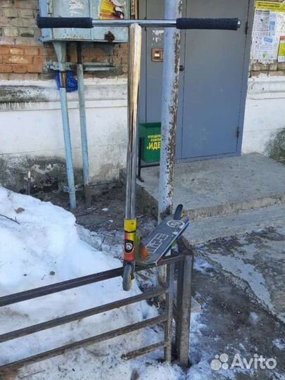 Трюковой самокат hipe x8