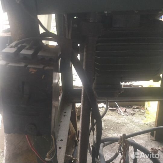 Торцовочный станок по дереву