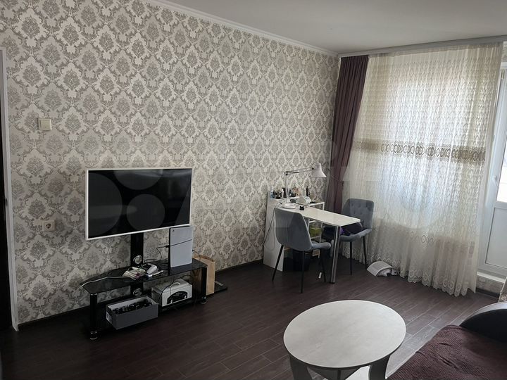 2-к. квартира, 53 м², 9/19 эт.