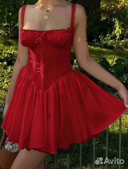 Платье house of cb