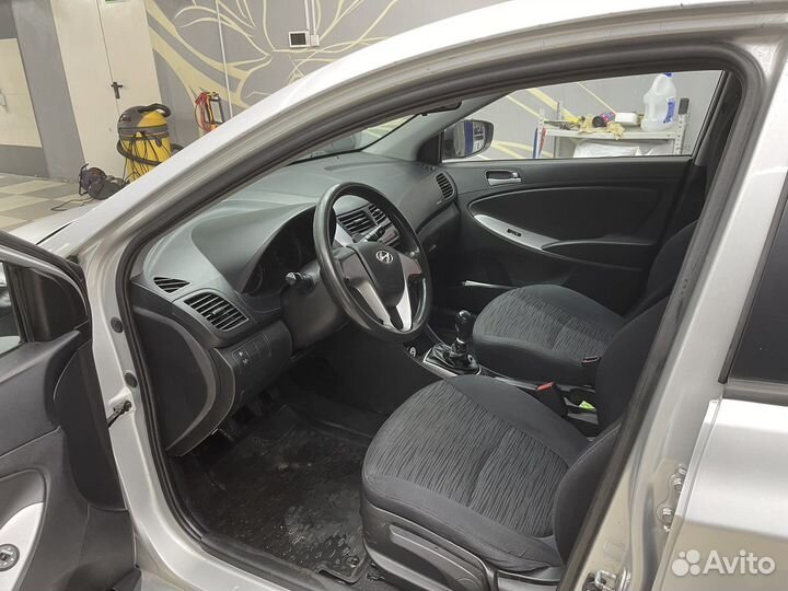 Hyundai Solaris 1.4 МТ, 2014, 160 000 км