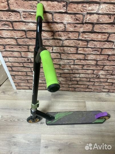 Трюковый самокат профессиональный