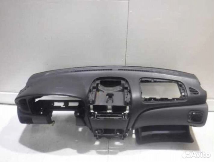 Панел и подушка Nissan 68200-BN900