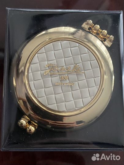 Janeke зеркало