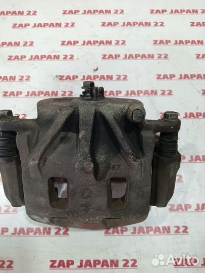 Суппорт передний правый Subaru Outback BS FB25