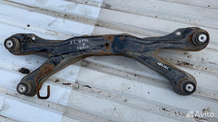 Балка задней подвески Opel Vectra B 2.5