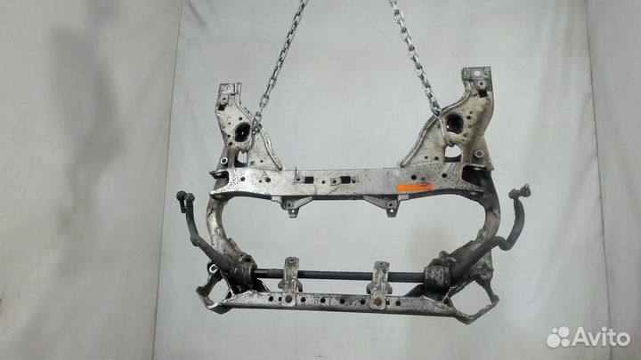 Балка подвески передняя BMW 3 E90, E91, E92, E93