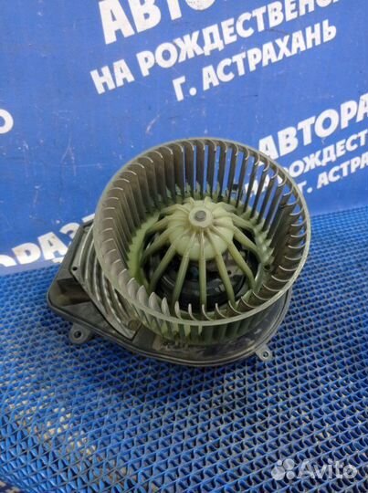 Моторчик печки Volkswagen Passat B5 седан 2003