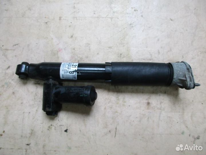 Стойки задние w212 E-class 157