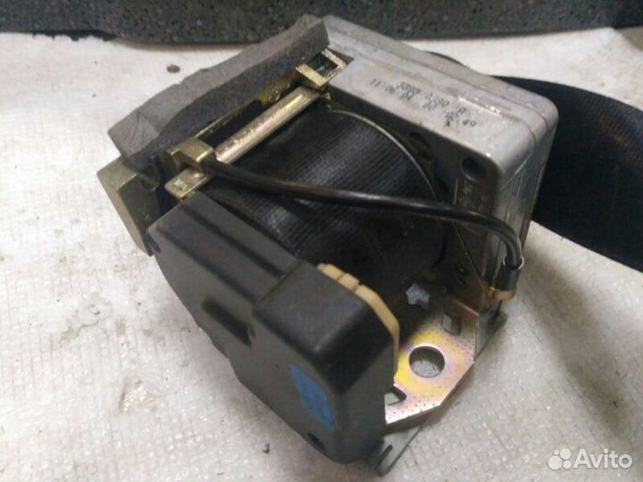 Ремень безопасности передний правый Skoda Octavia