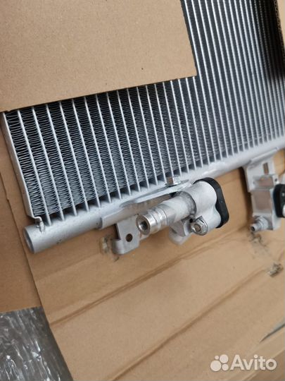 Радиатор кондиционера конденсер opel astra h Чехия