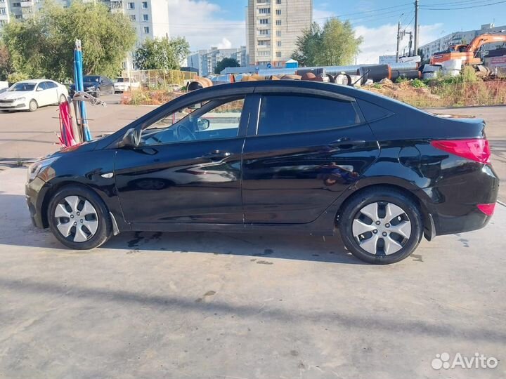 Hyundai Solaris 1.4 AT, 2016, 194 000 км