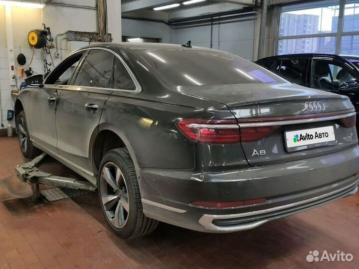 Audi A8 3.0 AT, 2022, 30 000 км