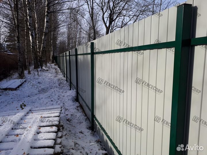 Забор из профлиста для дачи 1.8 м. 0.45 мм. C8