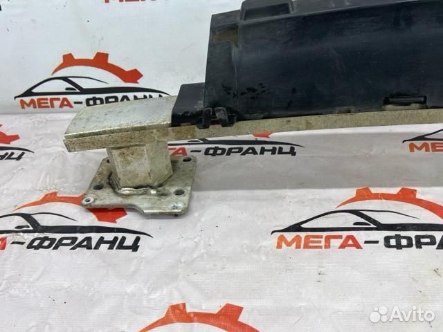 Усилитель бампера передний Citroen C4 хэтчбек 5FW